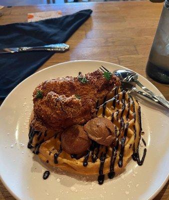 Yummy! Chicken and waffles at Edgewood Dynasty