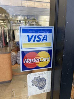 They take card Visa and MasterCard which is convenient