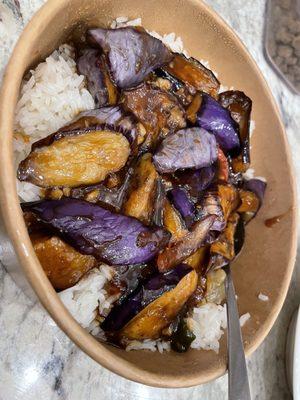 sauteed eggplant w. garlic & chili sauce