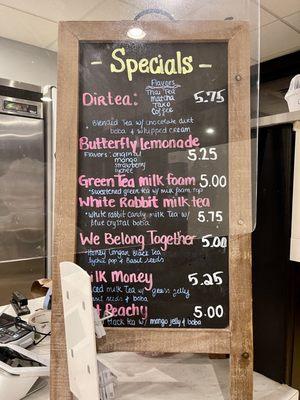 The Chalkboard Specials @ Snowdaes in Lowell MA. They specialize in Shaved Snow Icy Treats  & other Dessert concoctions.