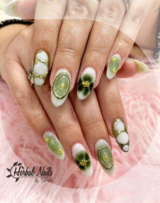 Nail art