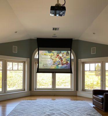 Projector and screen install