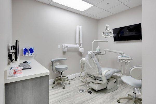 Dental365 - Forest Hills