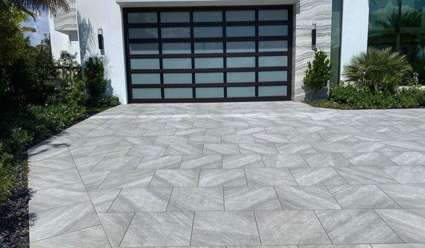 Paver drivway