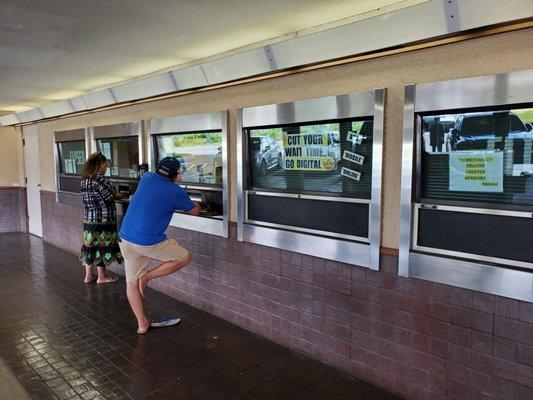 First Hawaiian Bank Kalihi Branch