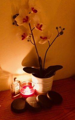 Hot Stone massage, soothing oils