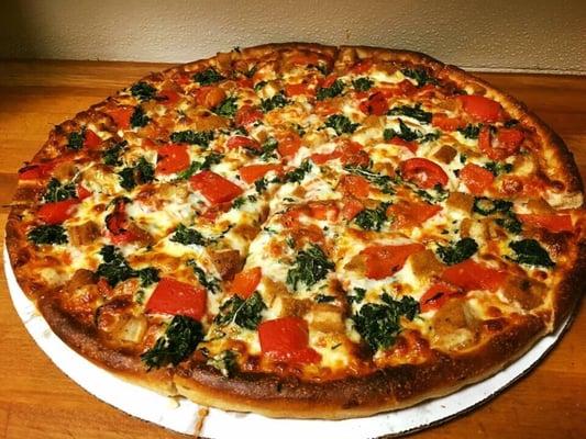 Chicken florentine pizza