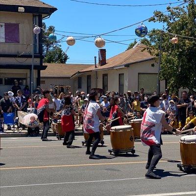 Taiko drummers from UC Davis