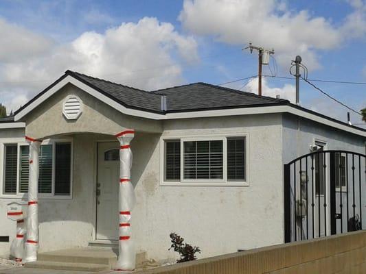 This was a new roof installed, lakewood ca. Asphalt shingles/ 
Owens corning products .  oakridge shingle