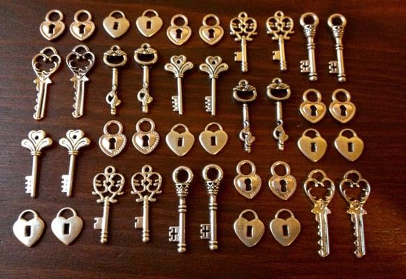 We duplicate old skeleton keys.and can create keys to old locks.