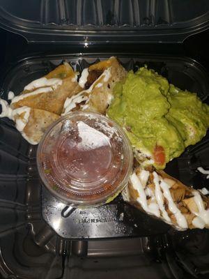 Wtf... sauce on side does not = guacamole on top!