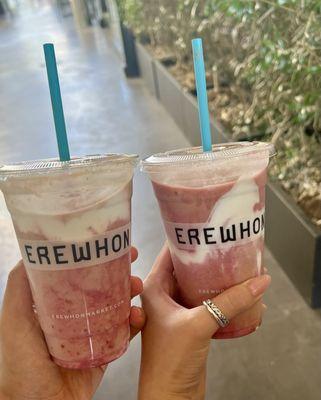 Hailey Bieber's Strawberry Glaze Skin Smoothie