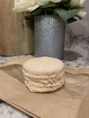 Salted Caramel Macaroon