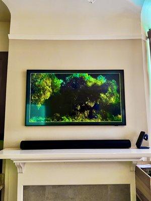 Samsung Frame mounting service with concealment in the wall