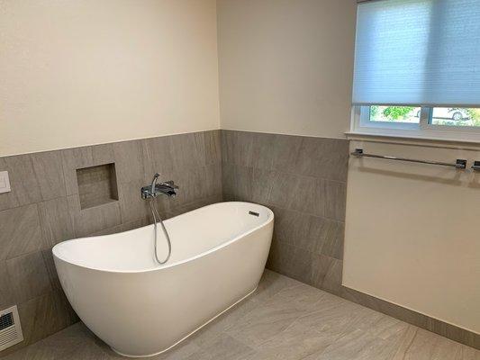 soaking tub with new wall mount faucet and control