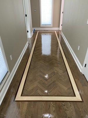 Herringbone w/maple border