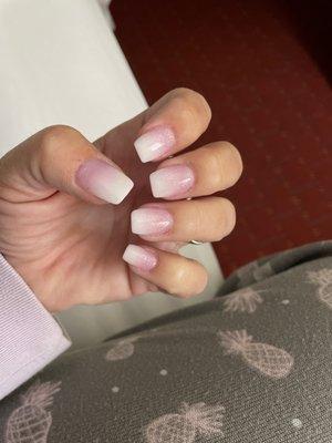 Dainty Nails and Spa