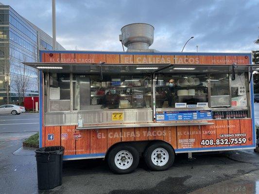 El Califas Truck, simple menu, easy to understand what options they have. Makes ordering easy for first timers.