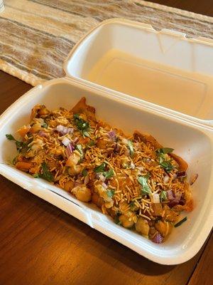 Samosa chaat