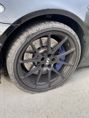 2013 BMW M5. Dinan wheel set. Tire is blown but wheel has no damage.