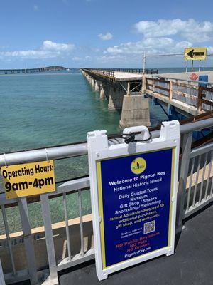 Entrance (to the left) to Pigeon Key