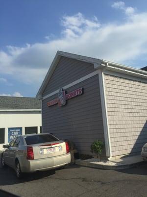 Weymouth Dunkin Donuts -- 185 Washington Street / Route 53, Weymouth             Storefront