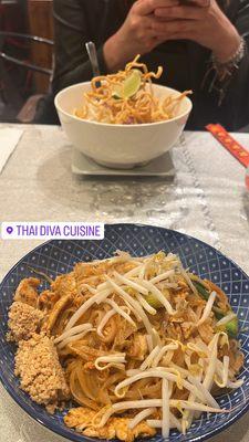 Pad Thai with chicken