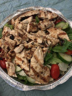 Large grilled chicken salad