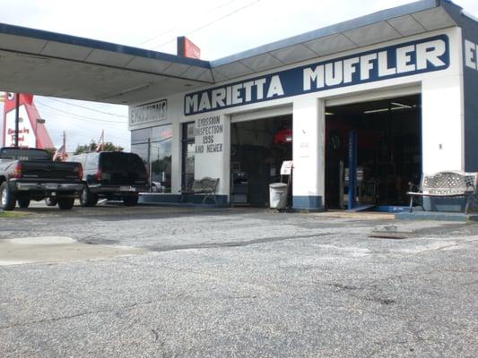 Marietta Muffler