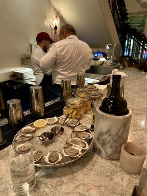 $2 oysters during happy hour!