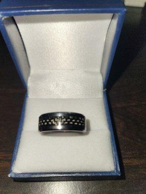 Hubby's Wedding Band