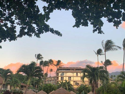 Beautiful sunset at the Maui Kaanapali Villas.