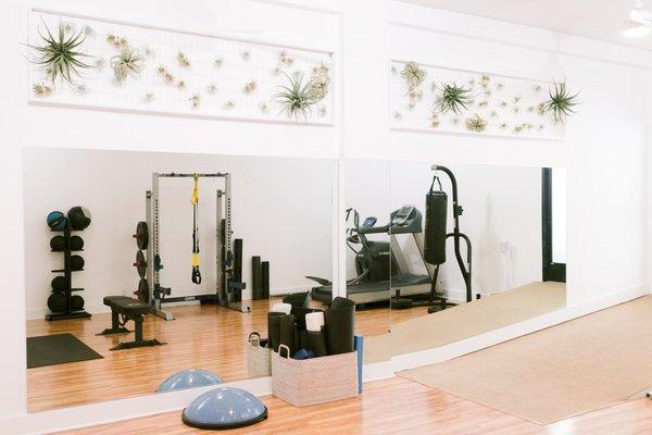 Holly Roser Fitness Studio