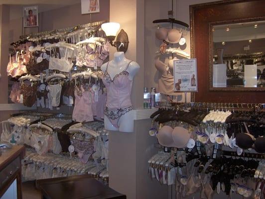 Donna Bella Lingerie