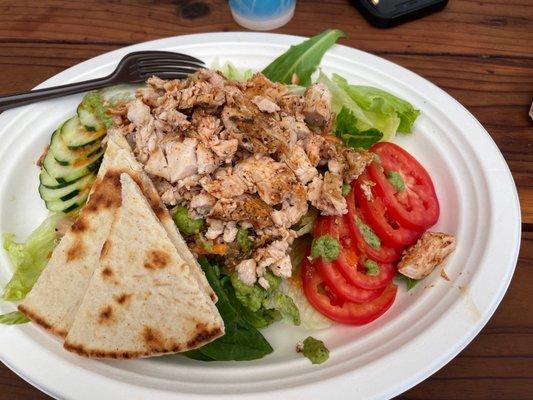 Quinoa salad with chicken