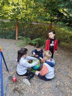 Outside play - Kirkland Campus