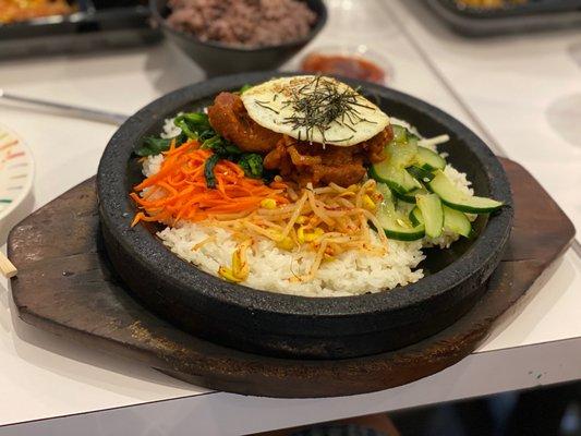 Spicy pork bibimbap