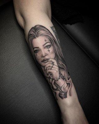 High Priestess Piercing & Tattoo