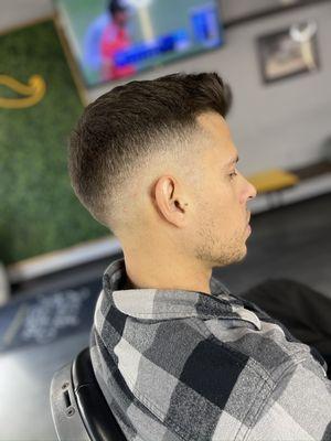 Drop mid skin fade