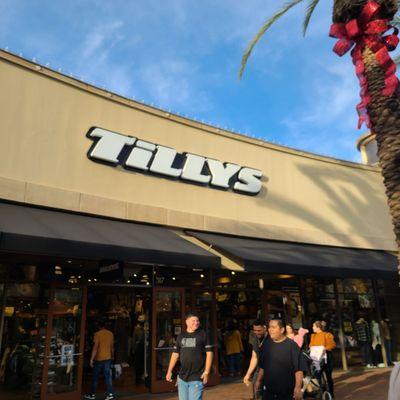 Tillys