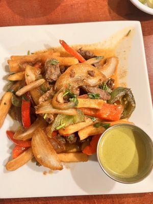 Lomo Saltado