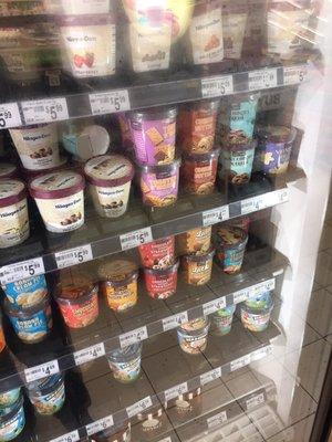 Yummy ice cream worth visit to 7-Eleven but make sure to   check rewards app and prices on registers screen before you pay for