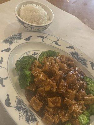 D8. Sesame Tofu