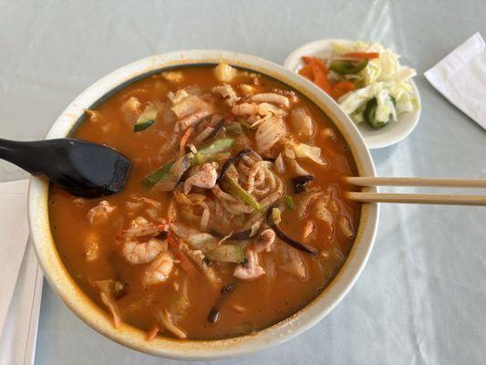 Seafood soup (spicy)