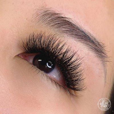 Volume lash extensions