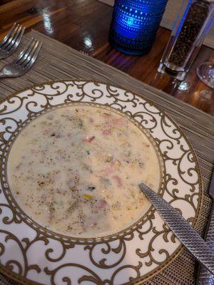 Clam chowder soup