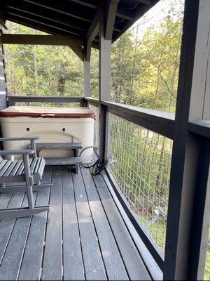 Hot tub on back porch