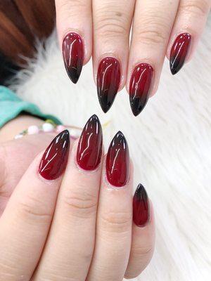 Ombré red & black nails