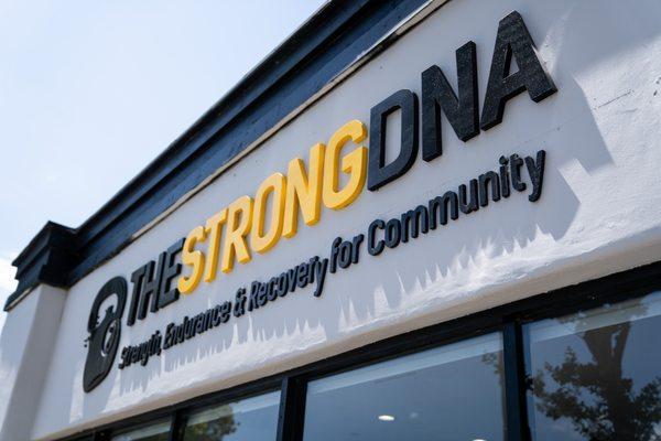 The Strong DNA - 2866 Foothill Blvd, La Crescenta-Montrose, CA 91214 - (818) 330-9184