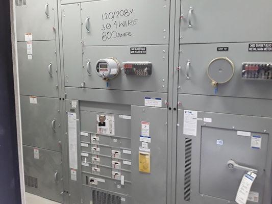 1200 amps main panel